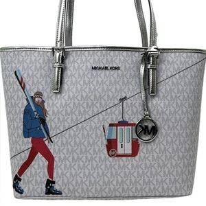 NWT Michael Kors Jet Set Girls Medium Csrry All Tote, Retail $368